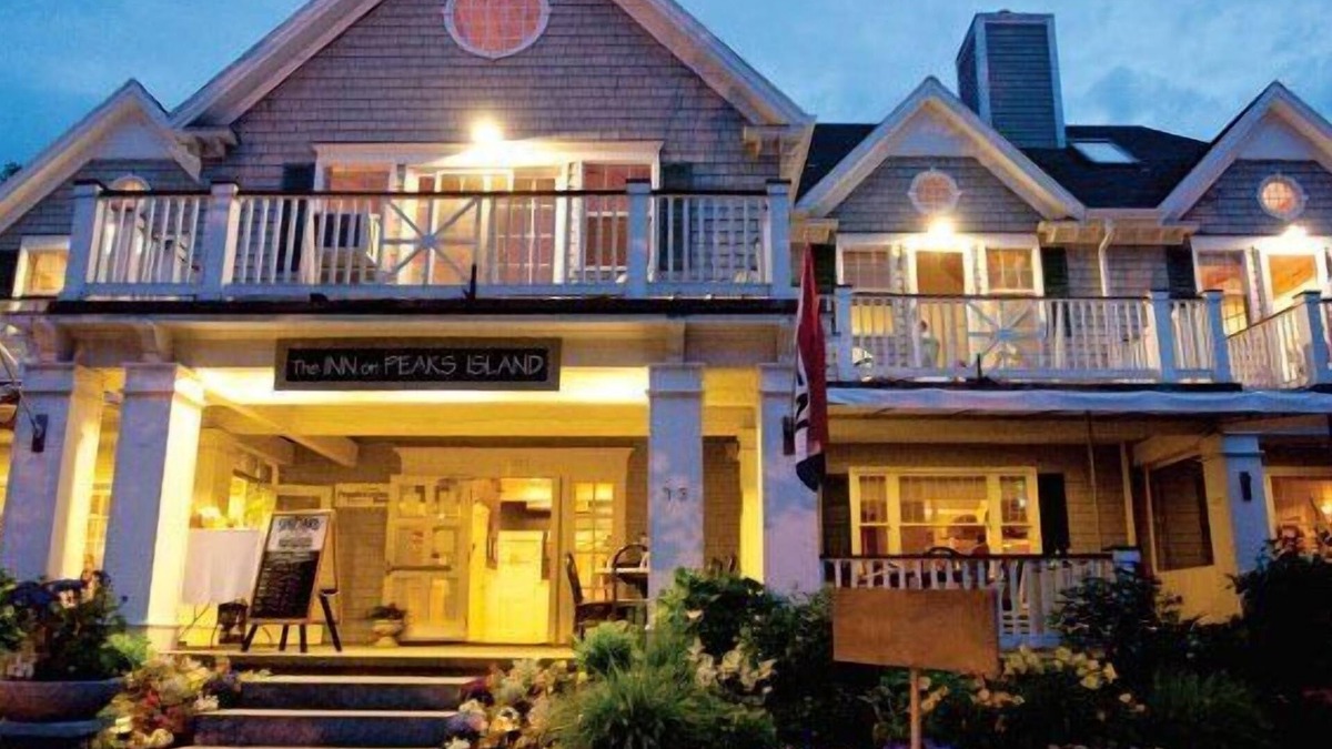 Peaks Island Hotel | Inn On Peaks Island