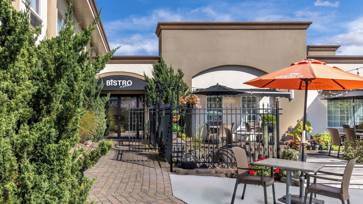 Truro Hotel | Inn on Prince Hotel & Conference Centre Truro
