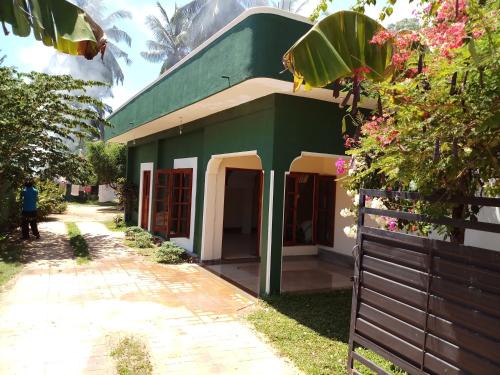 Pasikuda House | Inn On The Bay Home