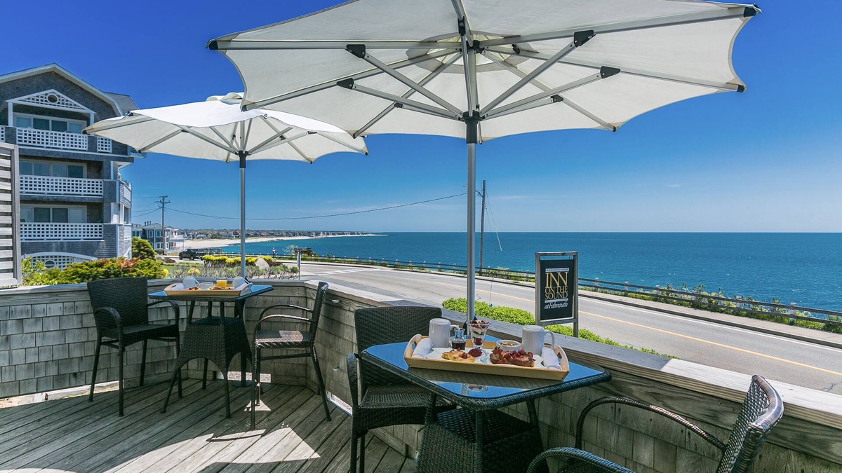 Falmouth Heights Bed & Breakfast | Inn on the Sound