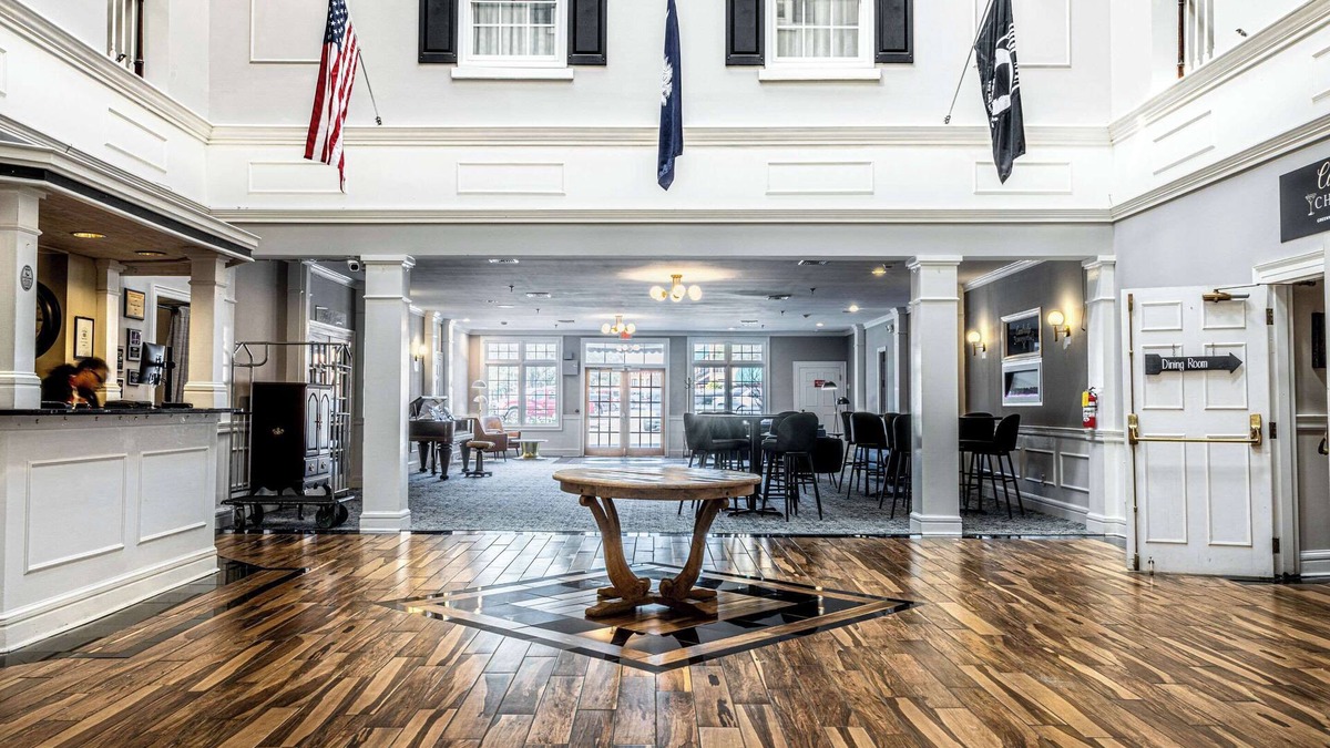 Greenwood Hotel | Inn on the Square, an Ascend Collection Hotel