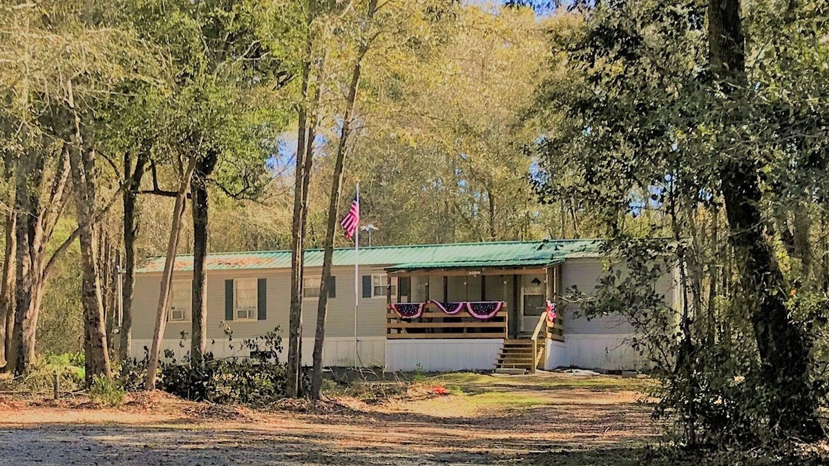Live Oak House | Inn the Woods on a AgriTourism SIte