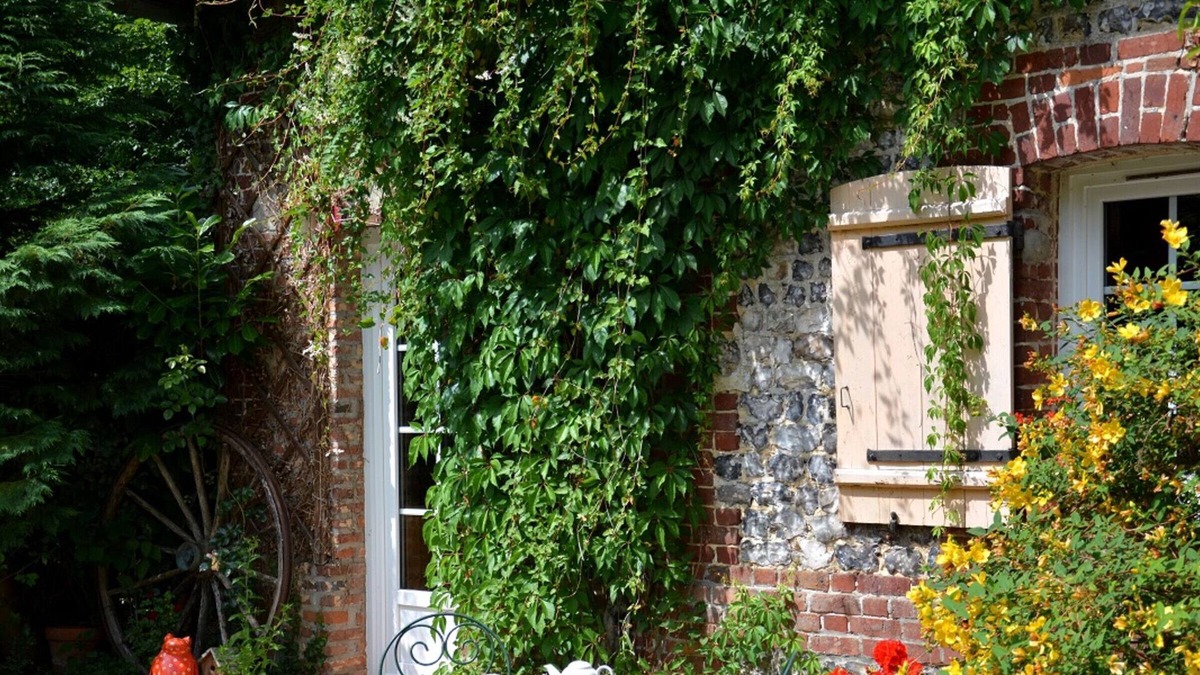 Varneville-Bretteville House | Inn Varneville-Bretteville, 2 bedrooms, sleeps 4