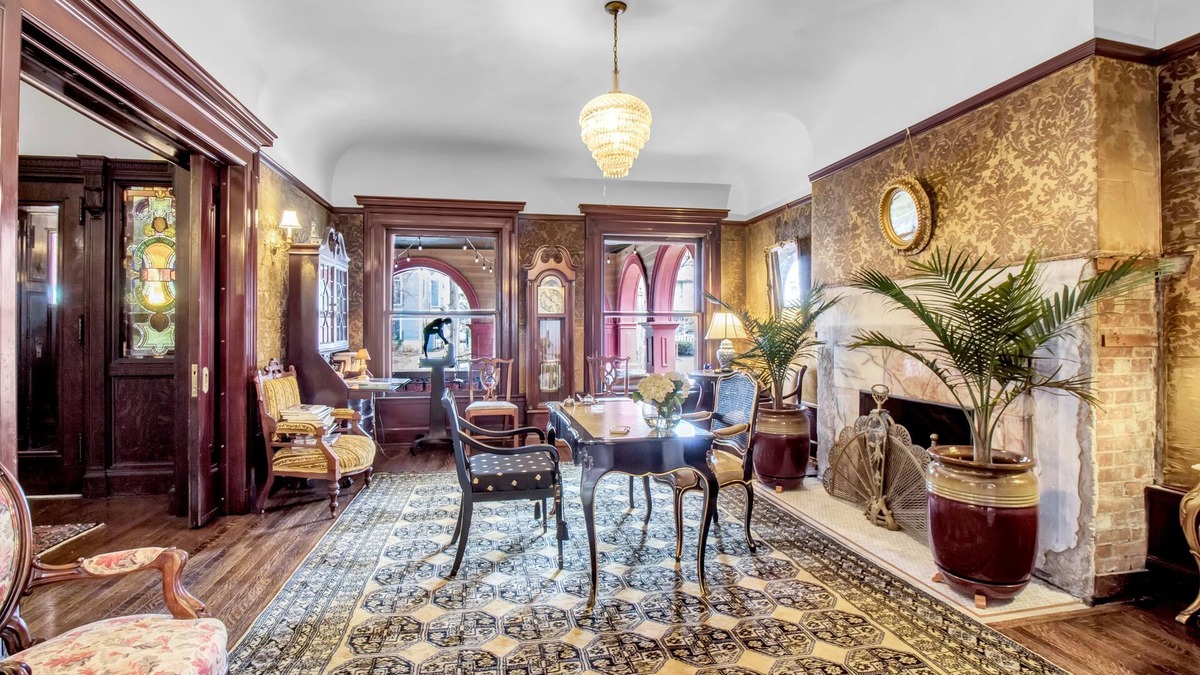 Buffalo Hotel | InnBuffalo off Elmwood