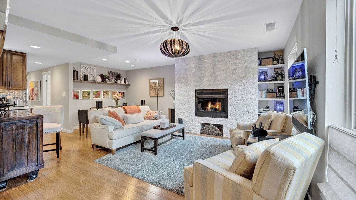 Downtown Baltimore Condo | Inner Harbor Gem