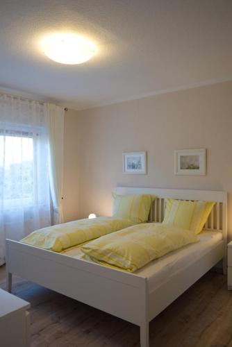 Landkirchen House | Inselblume 05 - Große Ferienwohnung in Landkirchen mit Hund