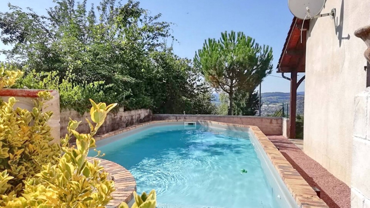 Capdenac House | ★ INSOLITE: a house with atypical charm, with swimming pool ★