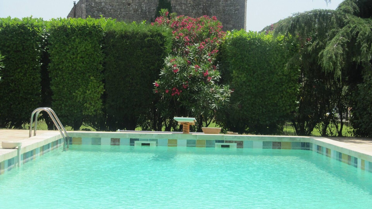 Bourdic Cottage | INSOLITE BOIS & VERDURE/Private swimming pool and tennis court/NEAR UZES - SAMANE