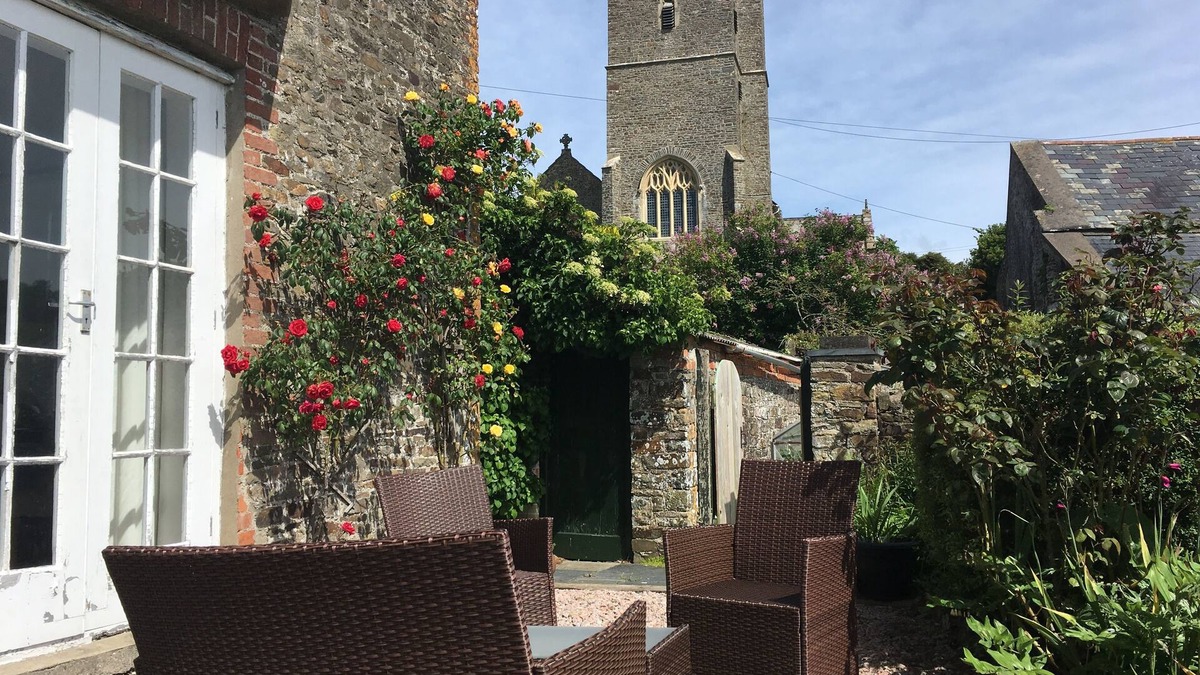 Instow Bed & Breakfast | Instow Barton