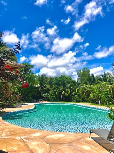 Ong Lang Hotel | Insula - The Chill Stay