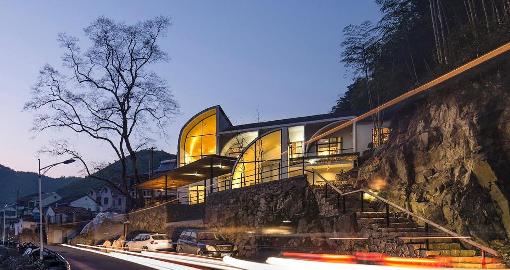 Moganshan House | Interesting Country Art House