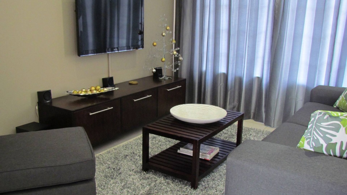 Langenhoven Park House | Interlaken Two Bedroom