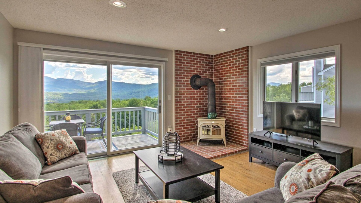 Intervale Condo | Intervale Family Retreat: Mtn View & Pool Access!