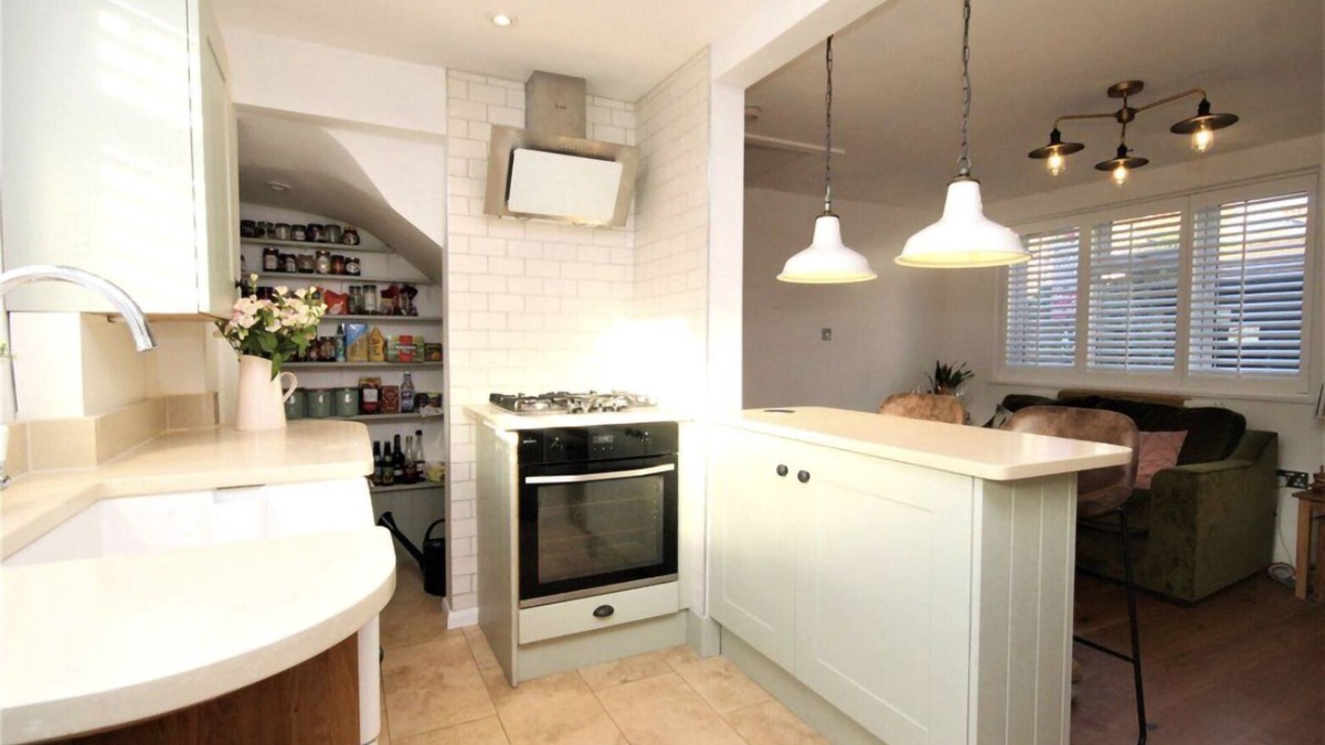 West Thornton House | Intimate 1-Bedroom Sanctuary in the Heart of London