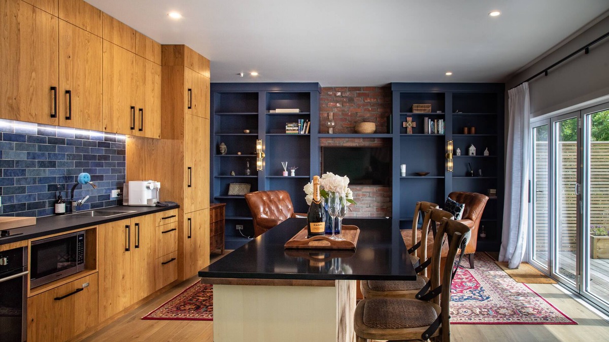Martinborough Cottage | Intimate couples getaway