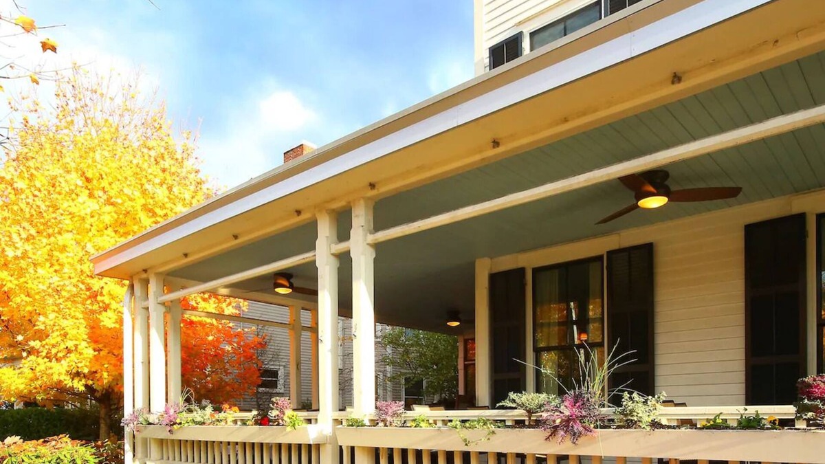 Milford House | Intimate & Historic Retreat, Prime Location near Delaware River- Free Breakfast