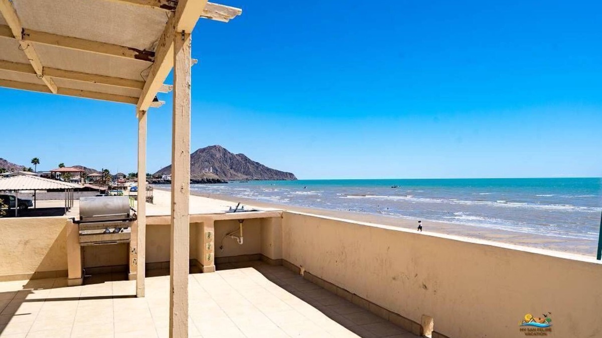 Verdugo Condo | InTown Beach front condo - Casey`s condo 1