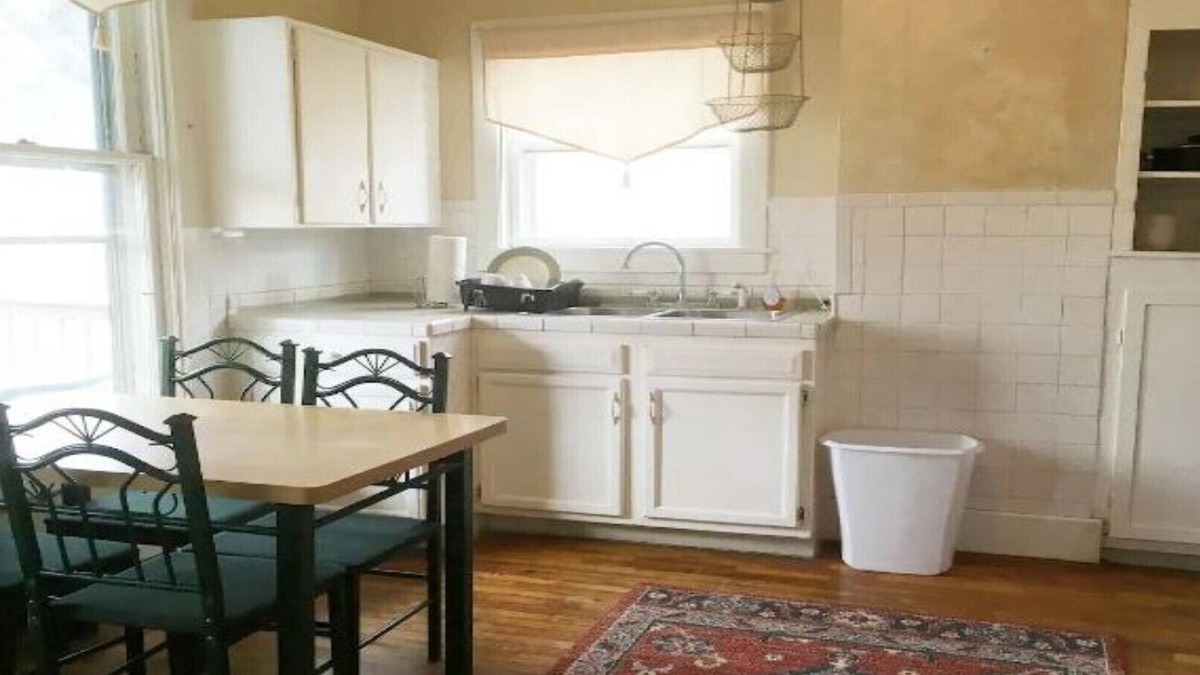 Hillsdale House | InTown Hideaway Kitch Bath 1 Bedrm Perfect for 2