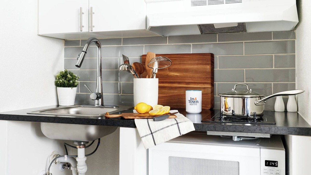 Suwanee Hotel | InTown Suites Extended Stay Atlanta - GA Suwanee