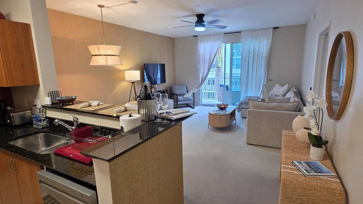 East Ocean Ave Condo | Intracoastal Luxury in Lantana with Marina!