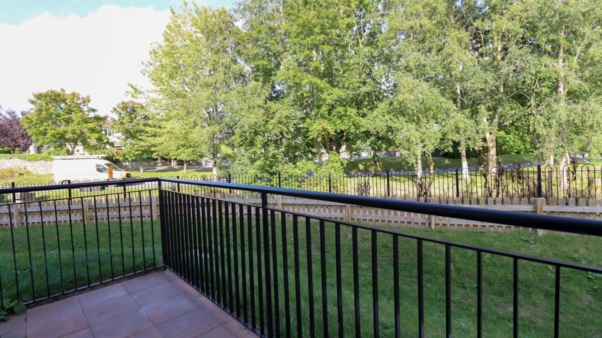 Ballyboghil Apartment | Inviting 2-bed Apartment in Dublin