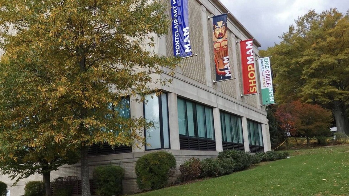 Montclair Apartment | Inviting 2 bedroom Home away from Home. End of Summer Special!