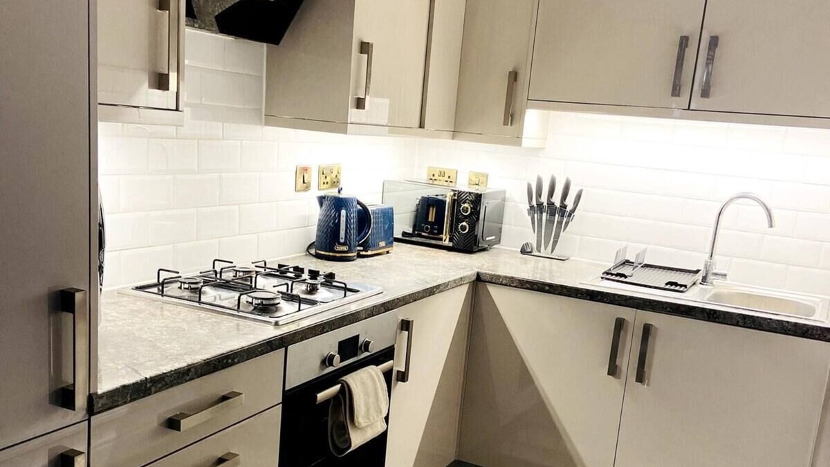 Spitalfields Apartment | Inviting 3-bed Apartment in London