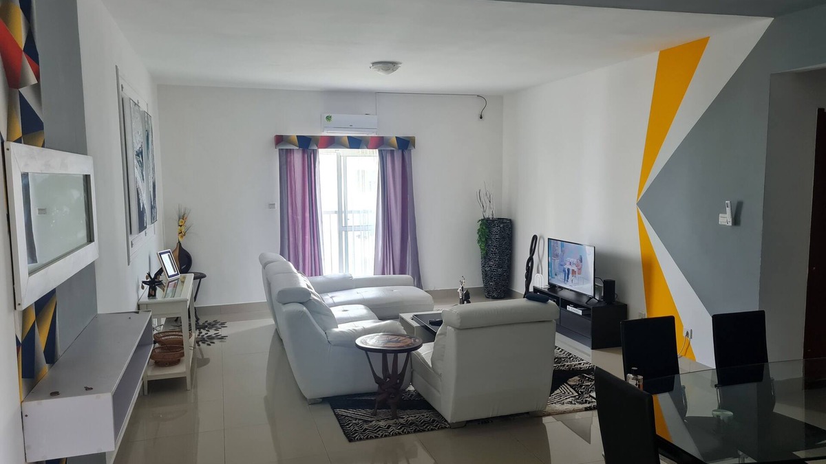 Belas Apartment | Inviting 5-Bed Apartment in Luanda