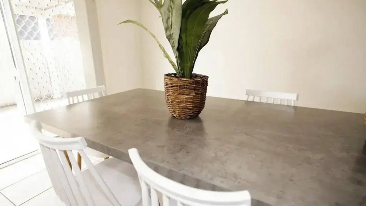 East Wagga Wagga Apartment | Inviting apartment nestled in Wagga CBDs eastern side!