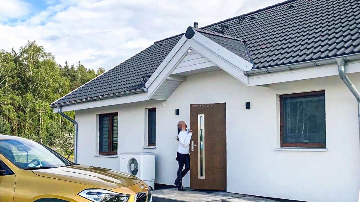 gmina Swiekatowo House | Inviting cottage in contemporary style.