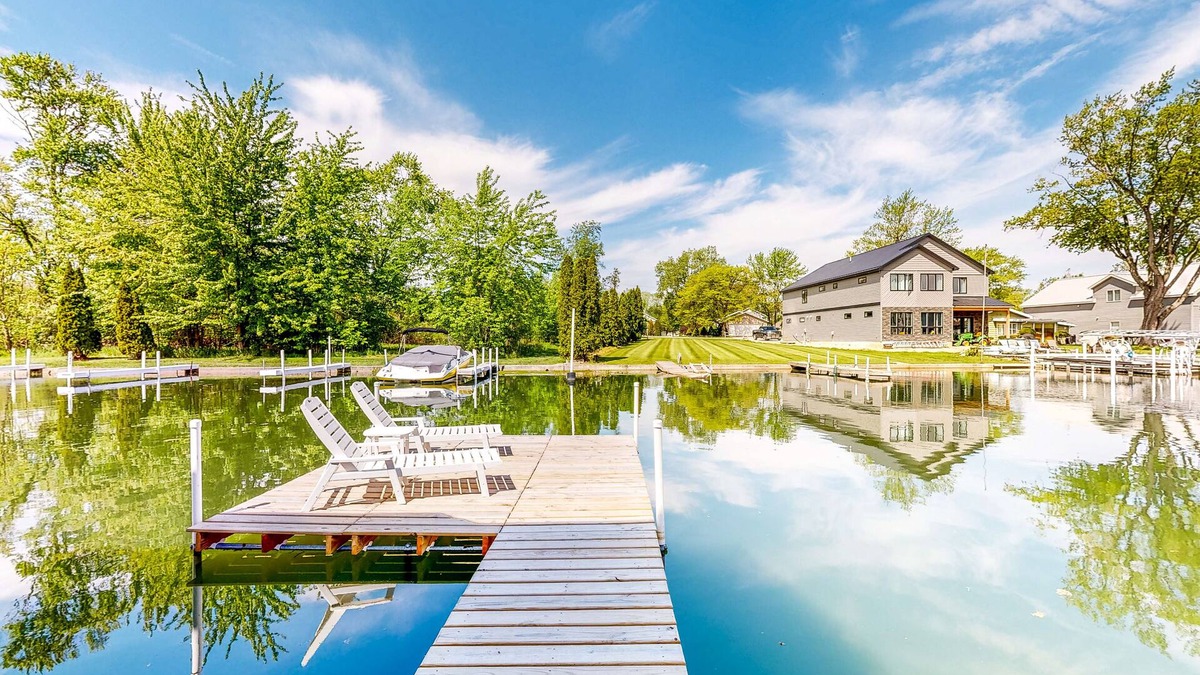 Syracuse House | Inviting Lakefront Home with Patio and Dock