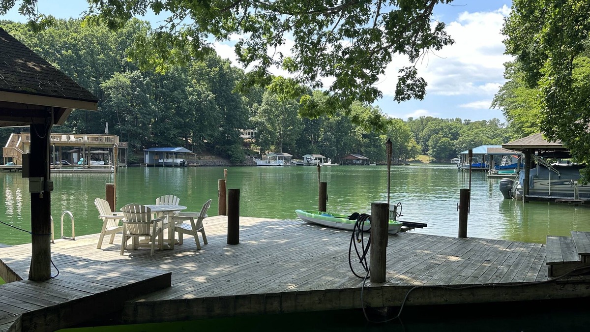 High Point House | Inviting lakefront home with firepit, balcony & W/D - dog-friendly