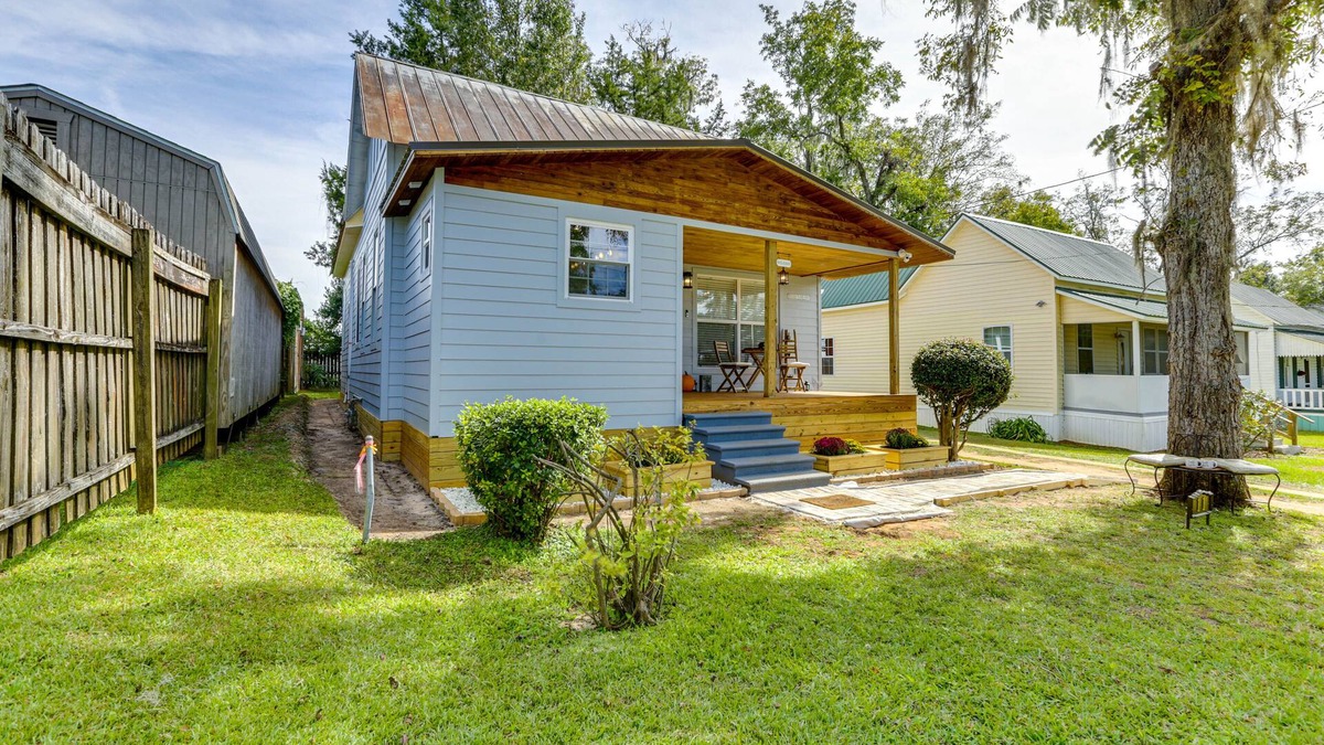 Quincy Cottage | Inviting Quincy Cottage: Walk to Historic Downtown