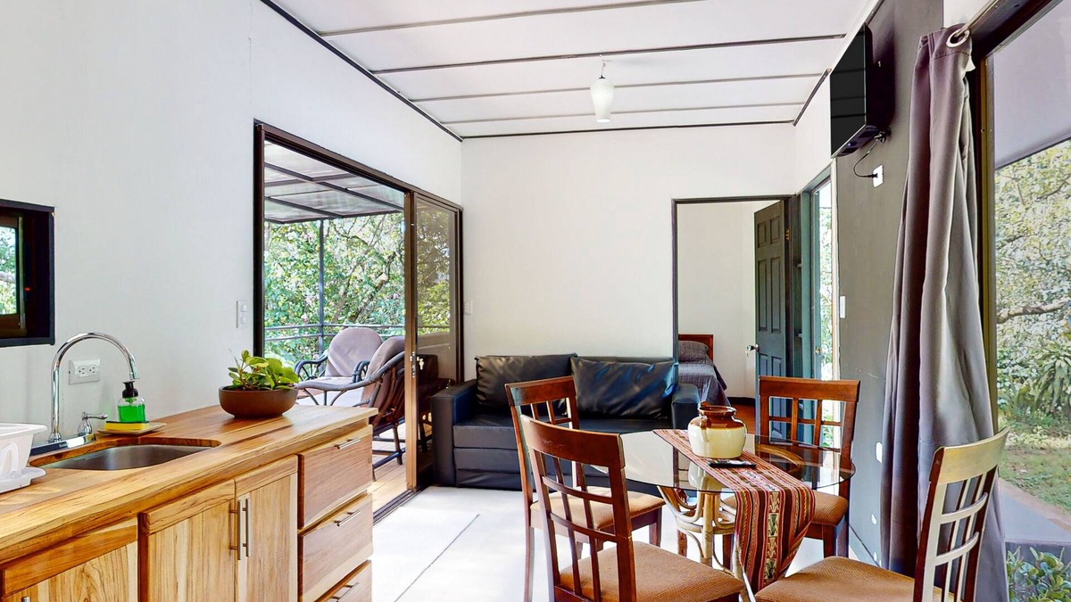 Santa Cruz de Leon Cortes House | Inviting riverfront home with mountain views, full kitchen, & dog-friendly