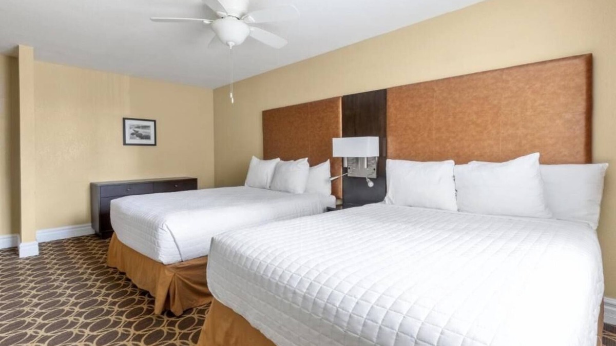 Corte Madera House | Inviting Unit w/Kitchen | Courtyard | Outdoor Pool | Free Parking