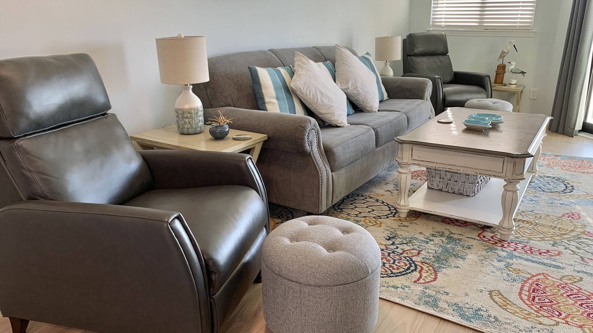 Edisto Island Condo | Inviting waterfront condo with marsh view, pool, balcony, central AC, & W/D