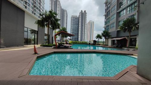 Putrajaya Apartment | IOI City Mall Putrajaya 3Bedrm 2Bath Prime Video