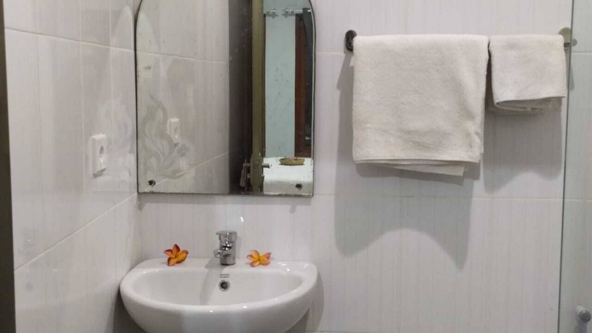 Taman Griya House | Iona kos kosan immaculate rooms and luxury homestay