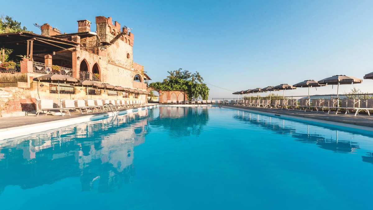Castelnuovo Magra House | Ippotur Medieval Resort