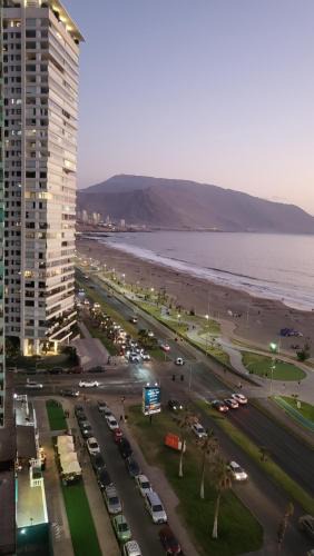 Cavancha Apartment | Iquique - Departamento ubicado frente a la Playa - Incluye Estacionamiento, Puesta de Sol y Mar - Reserva mínima 2 Noches