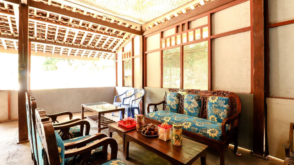 Kokap House | Iran Homestay