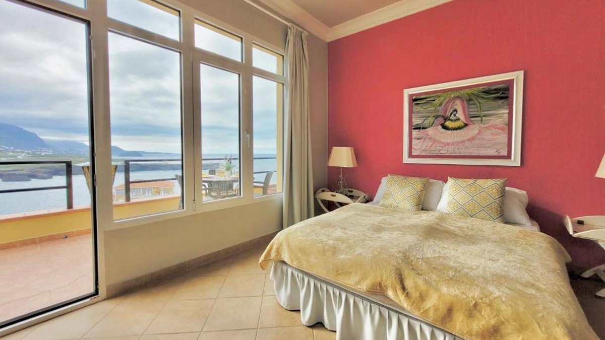 San Marcos Apartment | Ireland 3 by The Ocean Rentals