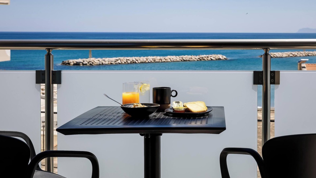 Kolymbari House | Iria Sea View Room