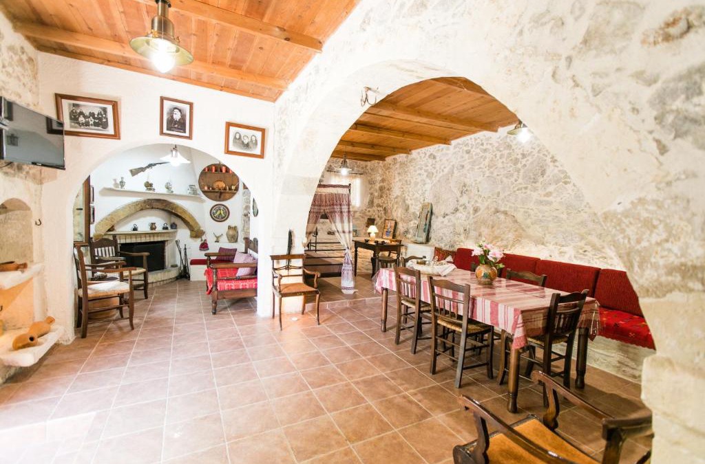 Alones House | Irini΄s house