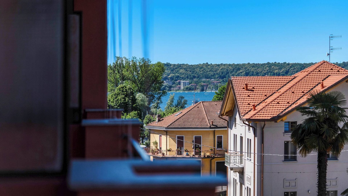 Angera Apartment | Iris Apartment Lake Maggiore with Lake View, Balconies, Air Conditioning and Wi-Fi
