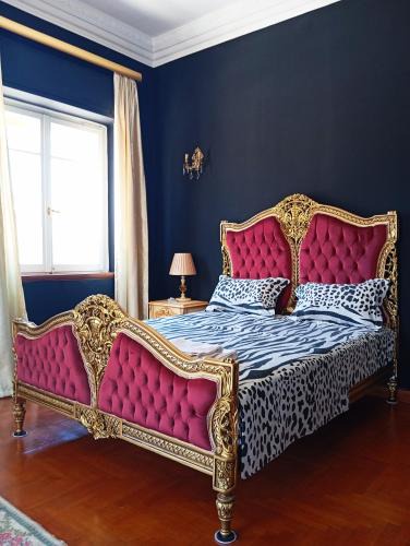 Elefsina Apartment | IRIS baroque apartment