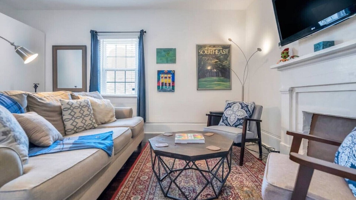 Irish Channel Apartment | Irish Channel Apt w/Balcony | Walk to Magazine St