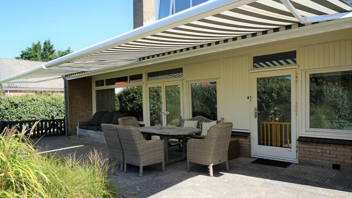 Westenschouwen Villa | Irisweg 1 ruime villa for a high-quality vacation