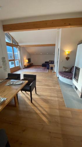 Ehenbichl Apartment | Irmis Garden