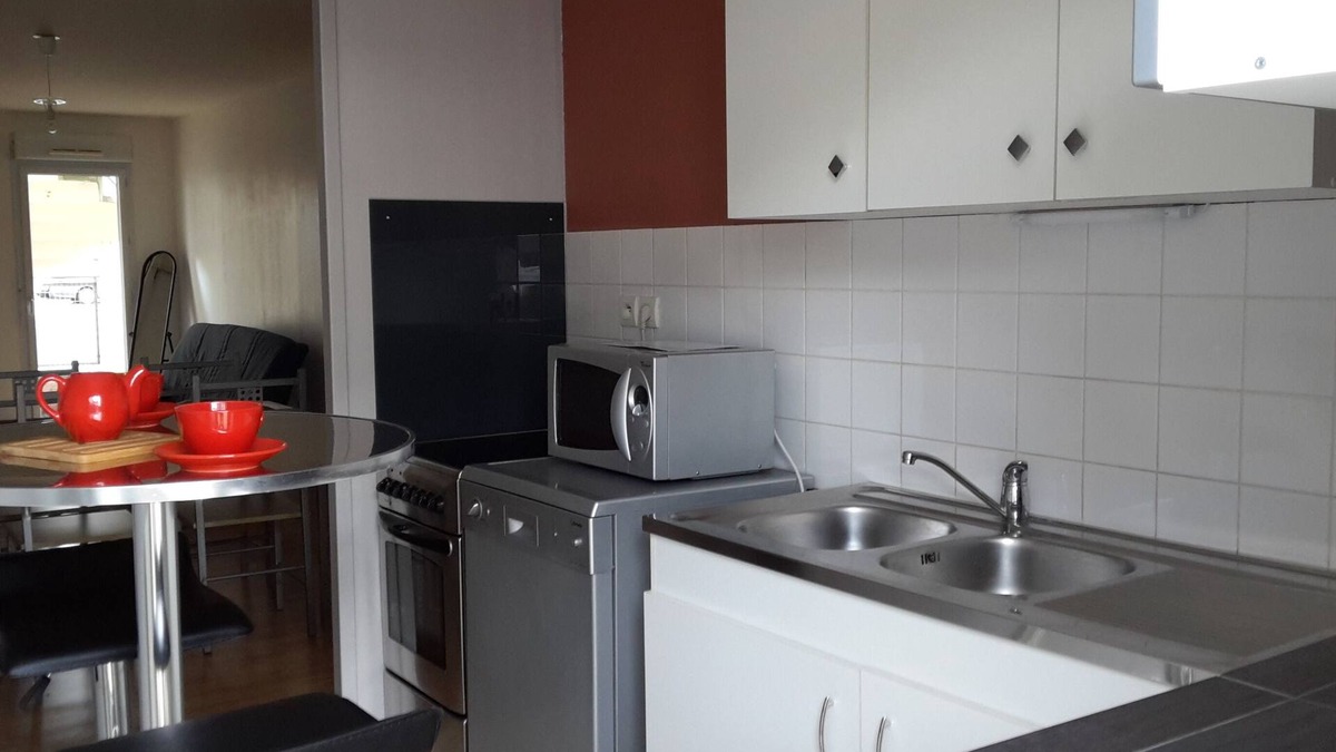 Betton Apartment | Iroise Apartment; very close Rennes and St Grégoire